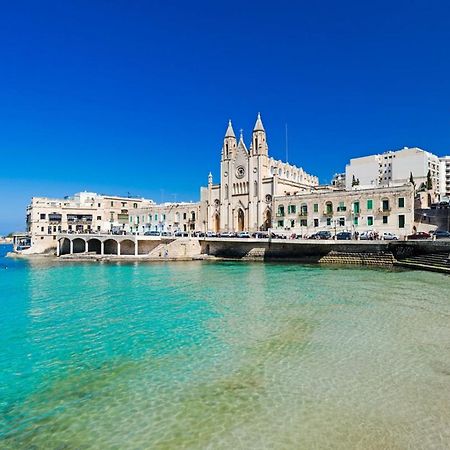 Charming Apartment In The Heart Of St. Julians San Giuliano Esterno foto