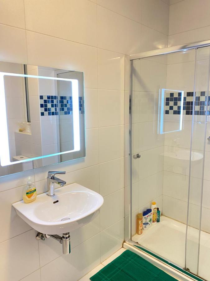 Charming Apartment In The Heart Of St. Julians San Giuliano Esterno foto