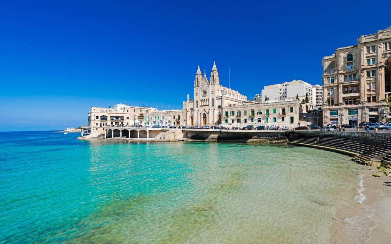 Charming Apartment In The Heart Of St. Julians San Giuliano Esterno foto